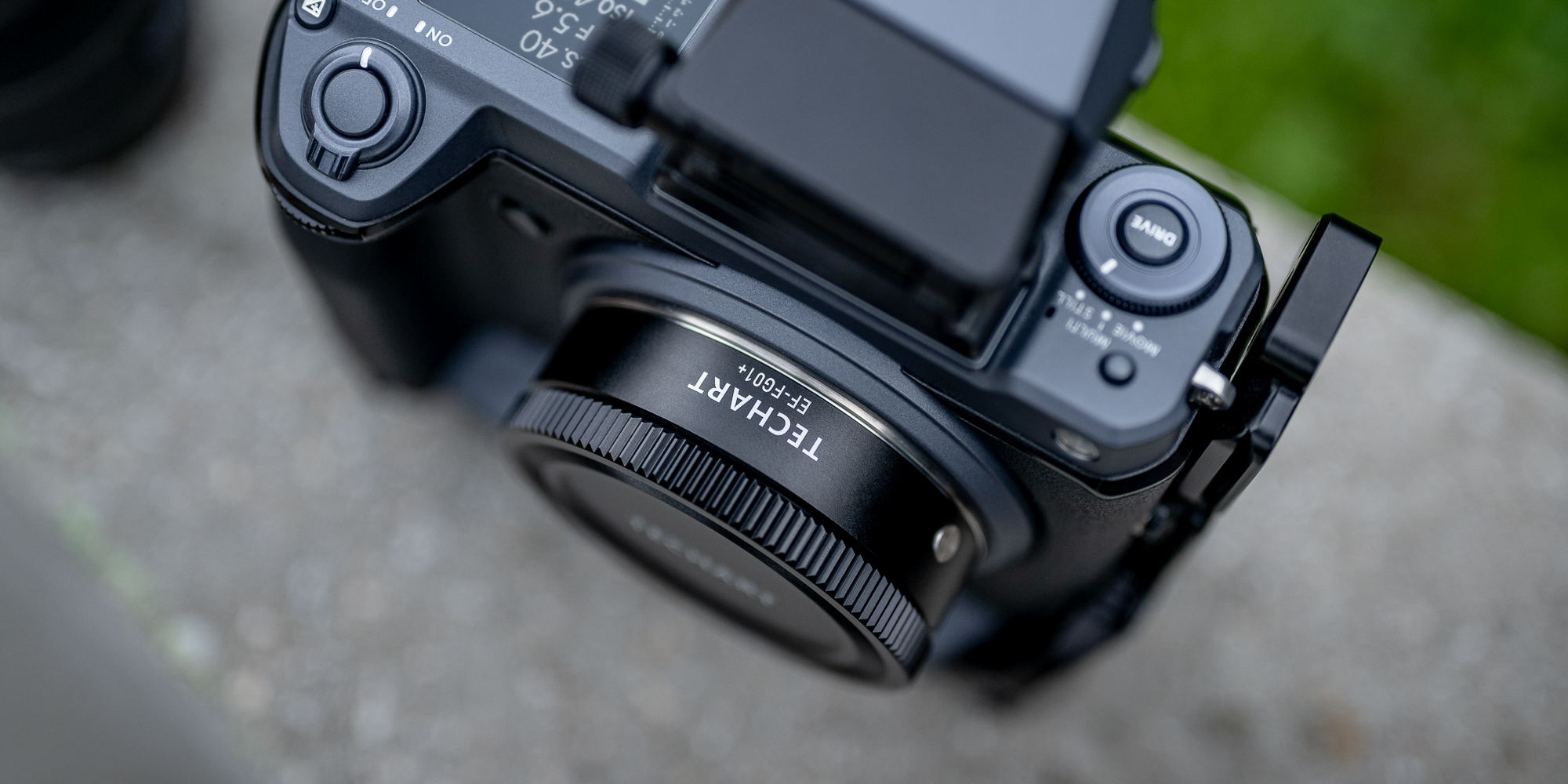 Adapter bagnetowy Techart EF-FG01+ - Canon EF / Fujifilm G